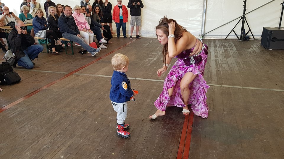 45219343_1078224575675313_6807893755413135360_n-2